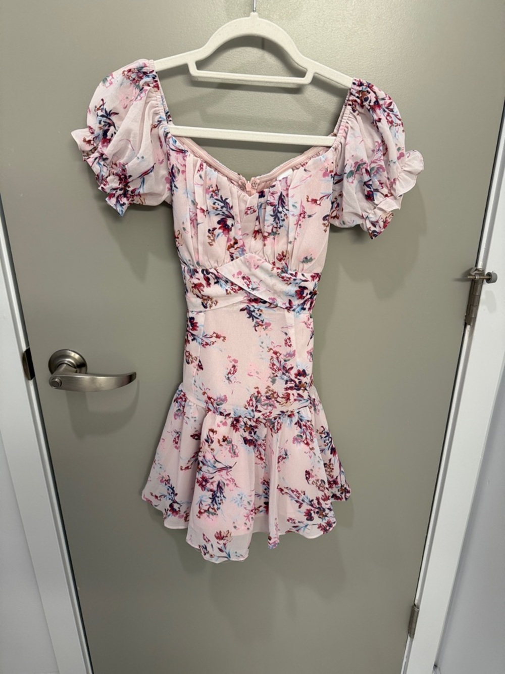 Selfie Leslie Pink Floral Off-Shoulder Mini Dress
